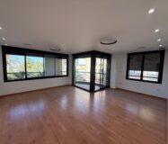 Апартаменты в Торревьехе 137 кв.м с террасой у моря