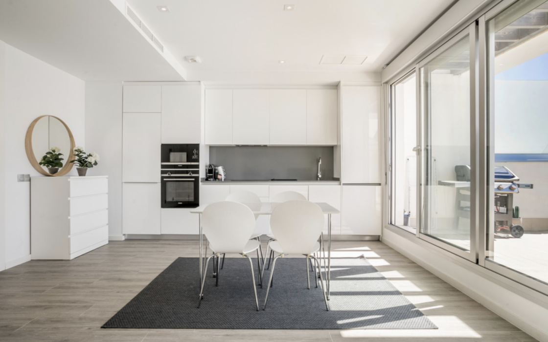 Дуплекс-пентхаус в Новій Золотій Мілі з видом на море