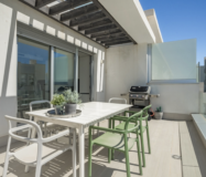 Дуплекс-пентхаус в Новій Золотій Мілі з видом на море