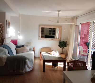 Апартамент 74 кв.м з терасою в Аліканте біля моря