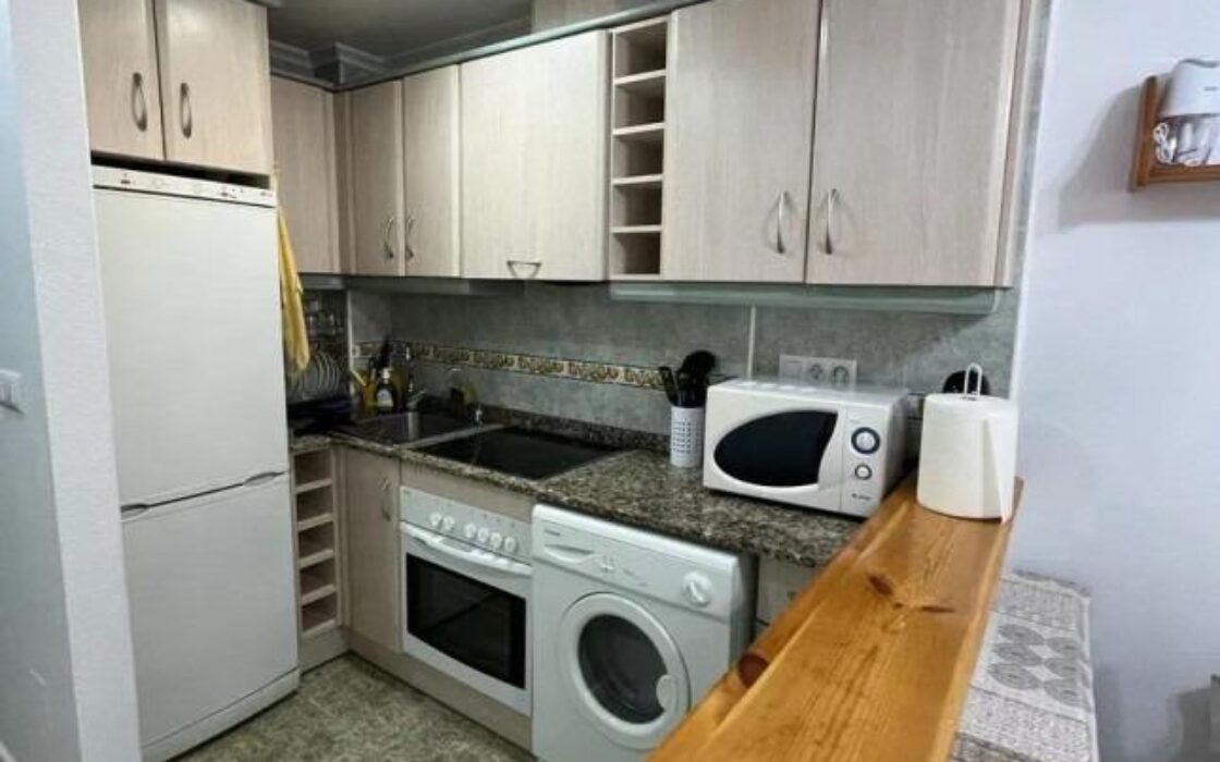 Апартаменты 60 кв.м в Торревьехе с 2 спальнями у моря