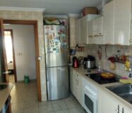 Апартаменты 98 кв.м в Аликанте с террасой и 4 комнатами