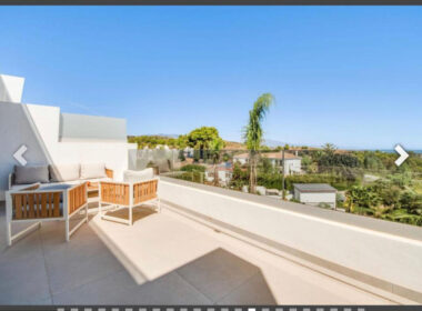 Пентхаус-дуплекс в Эстепоне с террасой 165 кв.м