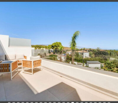 Пентхаус-дуплекс в Естепоні з терасою 165 кв.м