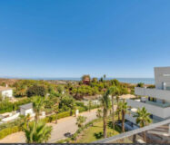 Пентхаус-дуплекс в Эстепоне с террасой 165 кв.м