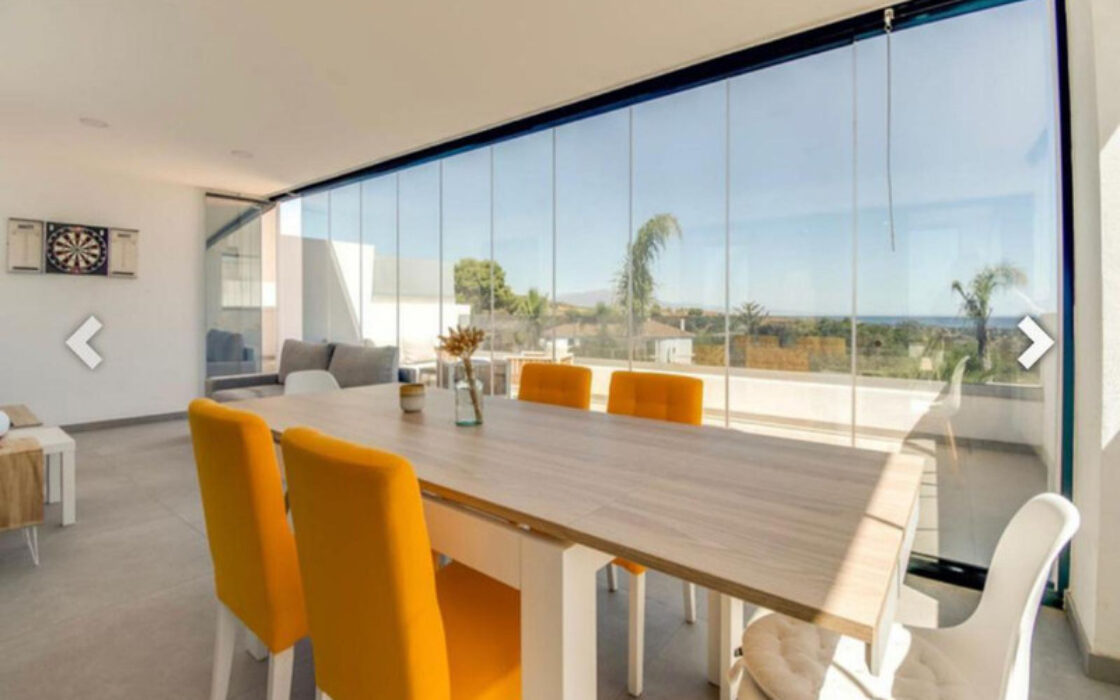 Пентхаус-дуплекс в Эстепоне с террасой 165 кв.м