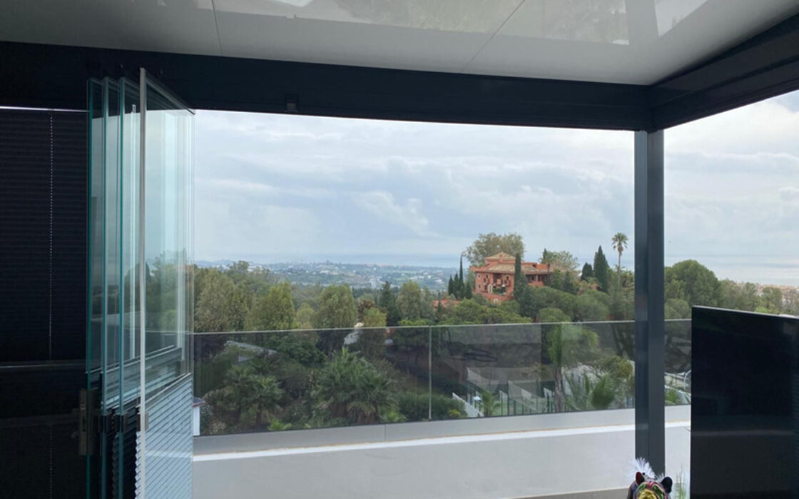 Пентхаус-дуплекс в Эстепоне с террасой 165 кв.м