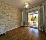 Двокімнатна квартира з великим садом в Естепоні 94 кв.м