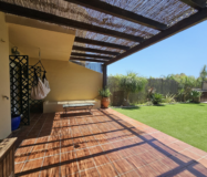 Двокімнатна квартира з великим садом в Естепоні 94 кв.м