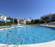 Двухкомнатная квартира с садом в Эстепоне 79 кв.м