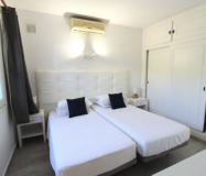 Двухкомнатная квартира с садом в Эстепоне 79 кв.м