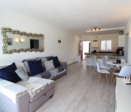 Двухкомнатная квартира с садом в Эстепоне 79 кв.м