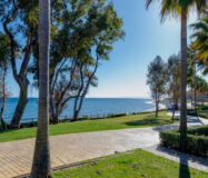 Таунхаус с террасой в Эстепоне 207 кв.м, 4 комнаты