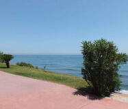 Таунхаус с террасой в Эстепоне 207 кв.м, 4 комнаты