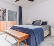 Таунхаус с террасой в Эстепоне 207 кв.м, 4 комнаты