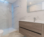 Таунхаус с террасой в Эстепоне 207 кв.м, 4 комнаты