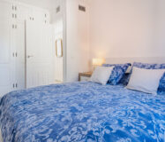 Таунхаус с террасой в Эстепоне 207 кв.м, 4 комнаты