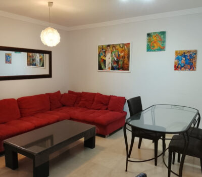 Однокімнатна квартира на набережній в Естепоні 62 кв.м