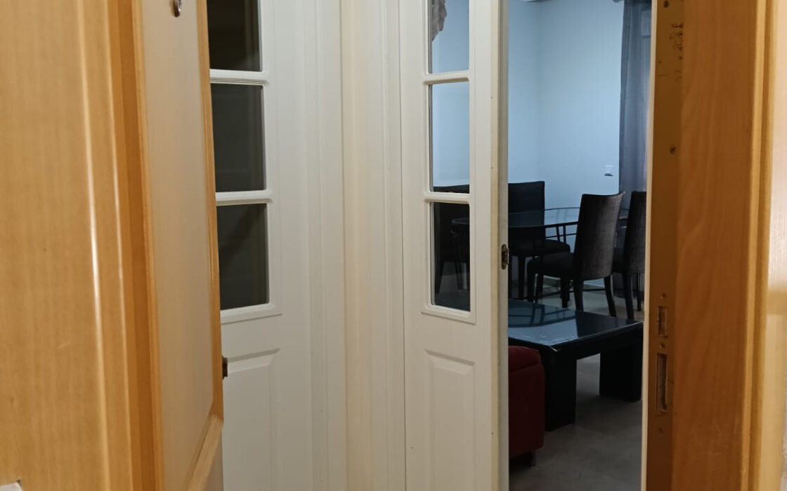 Однокімнатна квартира на набережній в Естепоні 62 кв.м