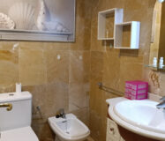 Однокімнатна квартира на набережній в Естепоні 62 кв.м