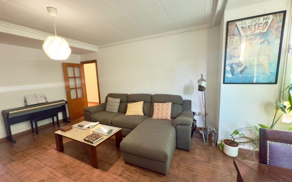 Квартира 73 кв.м з видом на гори в центрі Аліканте