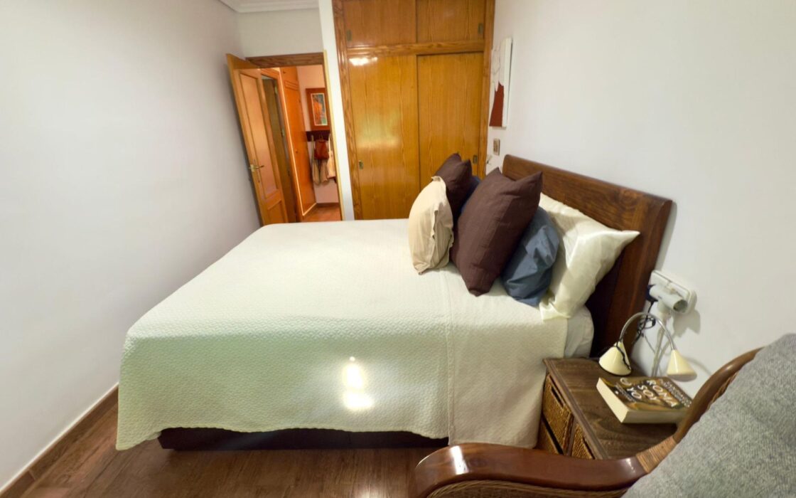 Квартира 73 кв.м з видом на гори в центрі Аліканте