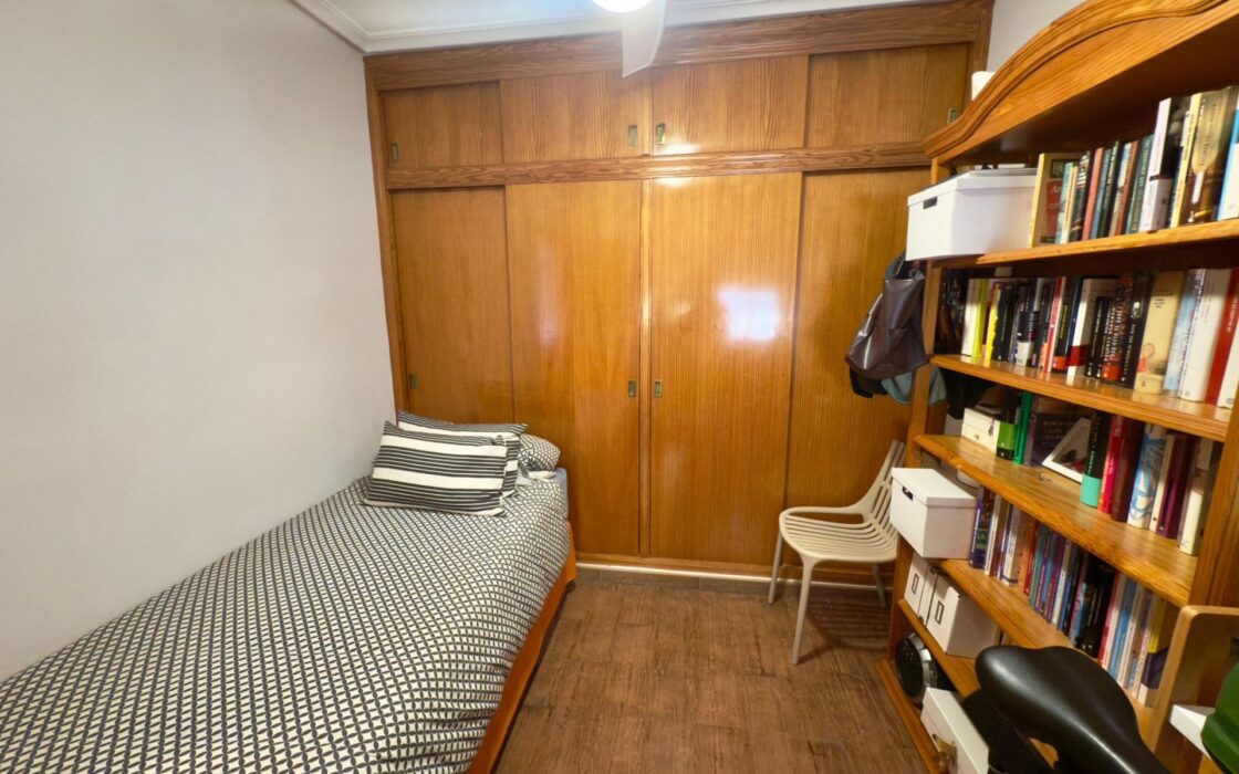 Квартира 73 кв.м з видом на гори в центрі Аліканте