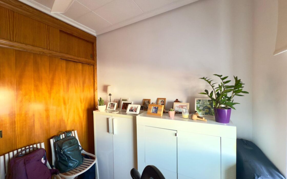 Квартира 73 кв.м з видом на гори в центрі Аліканте