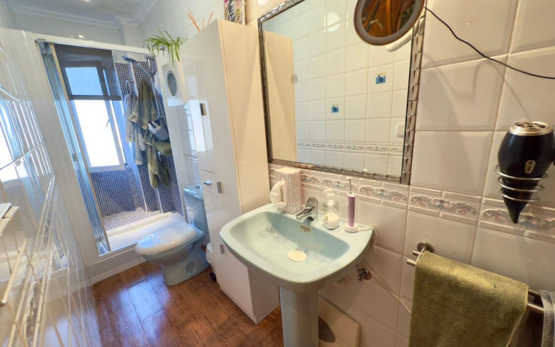 Квартира 73 кв.м з видом на гори в центрі Аліканте