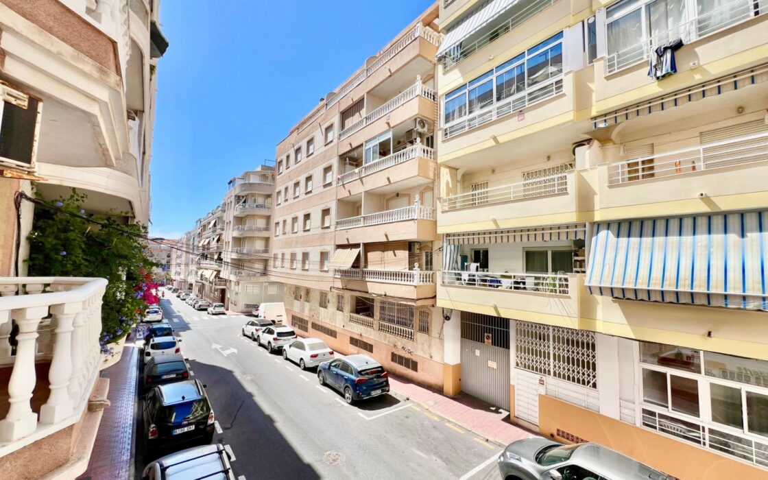 Апартаменты 79 кв.м в Торревьехе 500 м от моря с террасой