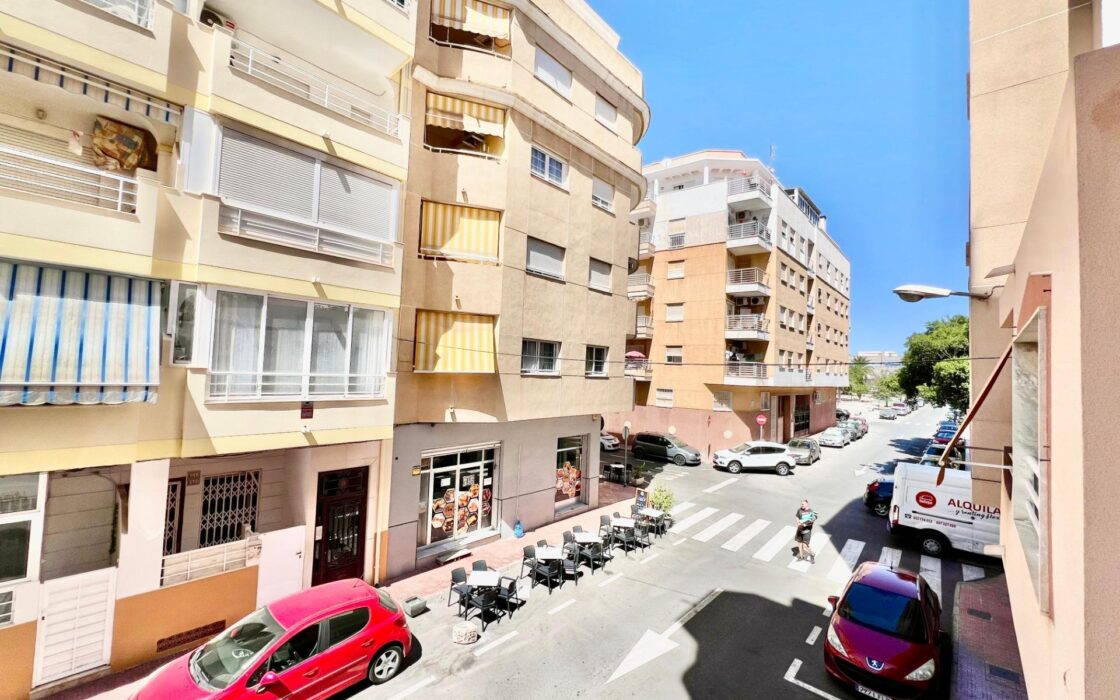 Апартаменты 79 кв.м в Торревьехе 500 м от моря с террасой