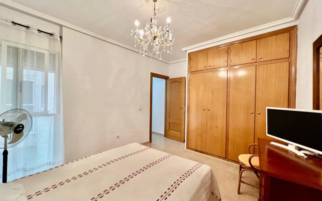 Апартаменты 79 кв.м в Торревьехе 500 м от моря с террасой