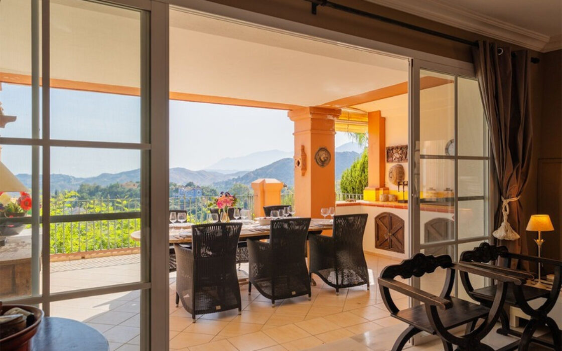 Квартира с террасой в La Quinta 146 кв.м, 3 комнаты