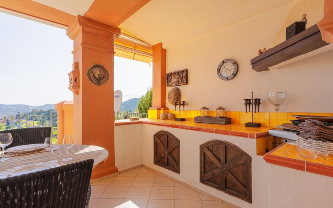 Квартира с террасой в La Quinta 146 кв.м, 3 комнаты