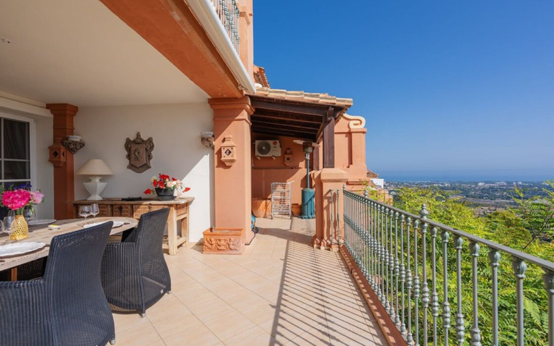 Квартира с террасой в La Quinta 146 кв.м, 3 комнаты