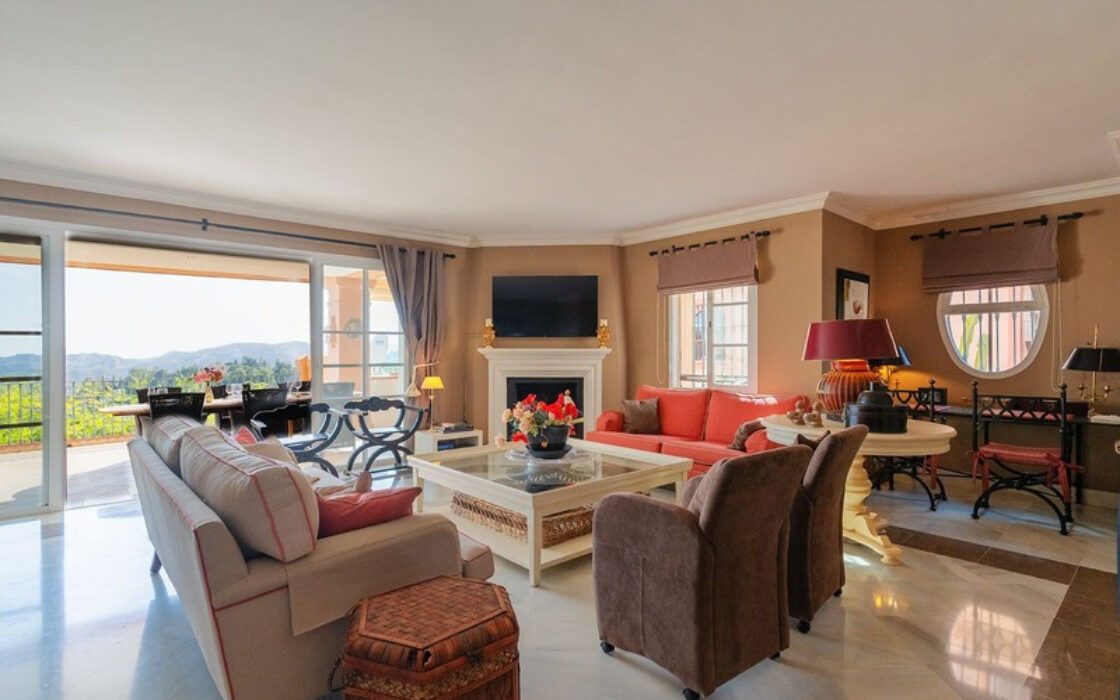 Квартира с террасой в La Quinta 146 кв.м, 3 комнаты