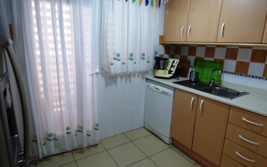 Апартаменты в Эль Кампельо 105 кв.м с террасой 200 м до моря