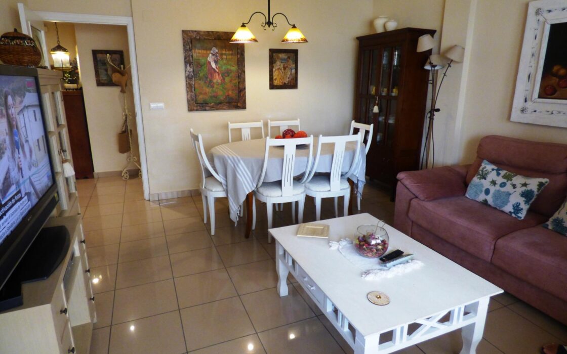 Апартаменты в Эль Кампельо 105 кв.м с террасой 200 м до моря