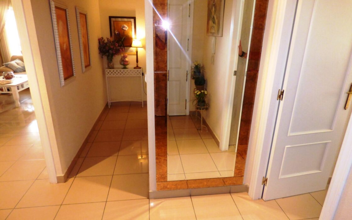 Апартаменты в Эль Кампельо 105 кв.м с террасой 200 м до моря