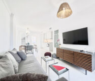 Дуплекс-пентхаус в Эстепоне с террасой и видом на море