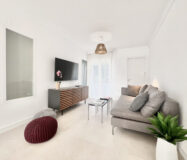 Дуплекс-пентхаус в Эстепоне с террасой и видом на море