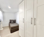 Дуплекс-пентхаус в Эстепоне с террасой и видом на море