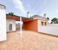 Дуплекс-пентхаус в Эстепоне с террасой и видом на море