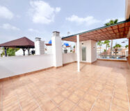 Дуплекс-пентхаус в Эстепоне с террасой и видом на море