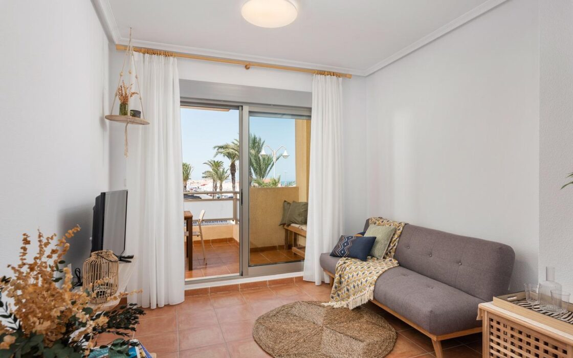 Апартаменты 108 кв.м в Гуардамаре с террасой