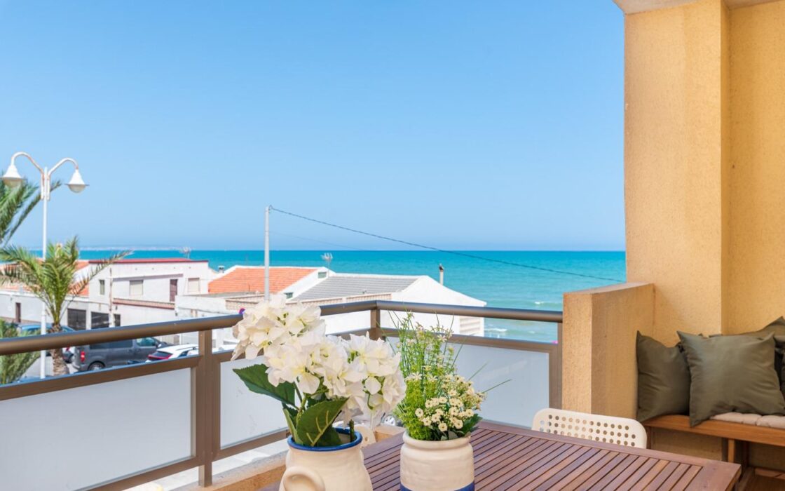 Апартаменты 108 кв.м в Гуардамаре с террасой