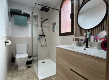 Дуплекс в Эстепоне с террасой и морскими видами 212 кв.м