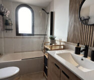 Дуплекс в Естепоні з терасою та морськими видами 212 кв.м