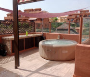 Дуплекс в Естепоні з терасою та морськими видами 212 кв.м