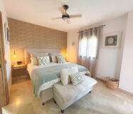 Дуплекс в Естепоні з терасою та морськими видами 212 кв.м